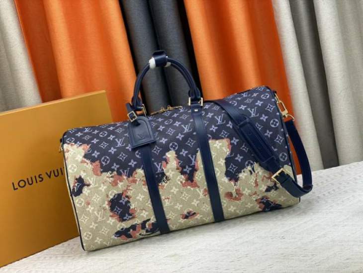 Picture of Louis Vuitton Mens Bags _SKUfw150928253fw